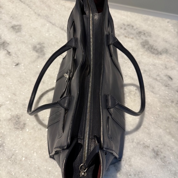 ✨ Mulberry Zipped Bayswater – Large, Dark Navy Grained Leather ✨ - Picture 9 of 13